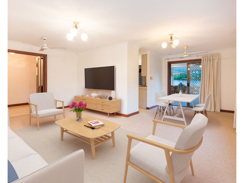 22 Briarwood Street, Carindale QLD 4152