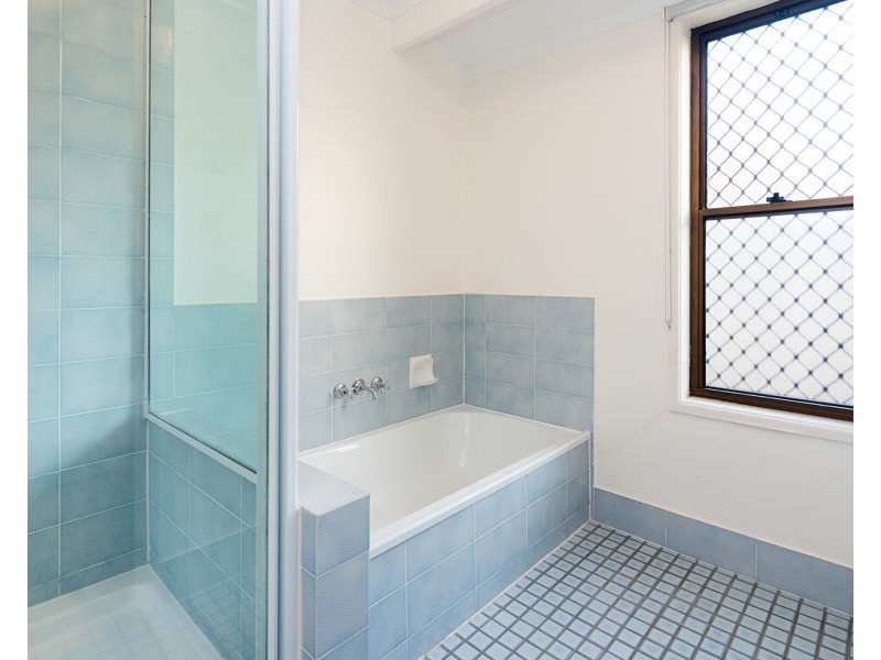 22 Briarwood Street, Carindale QLD 4152