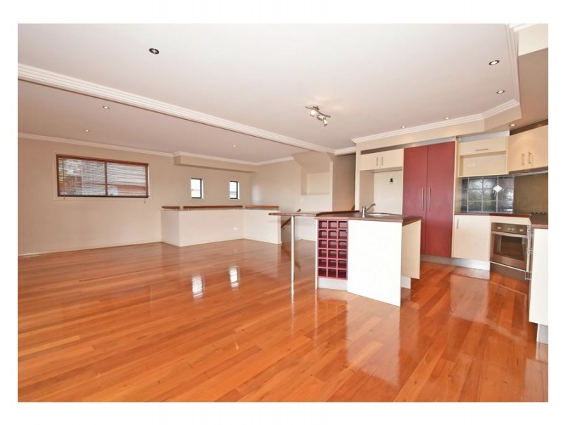 36a Hockings Street, Holland Park West QLD 4121