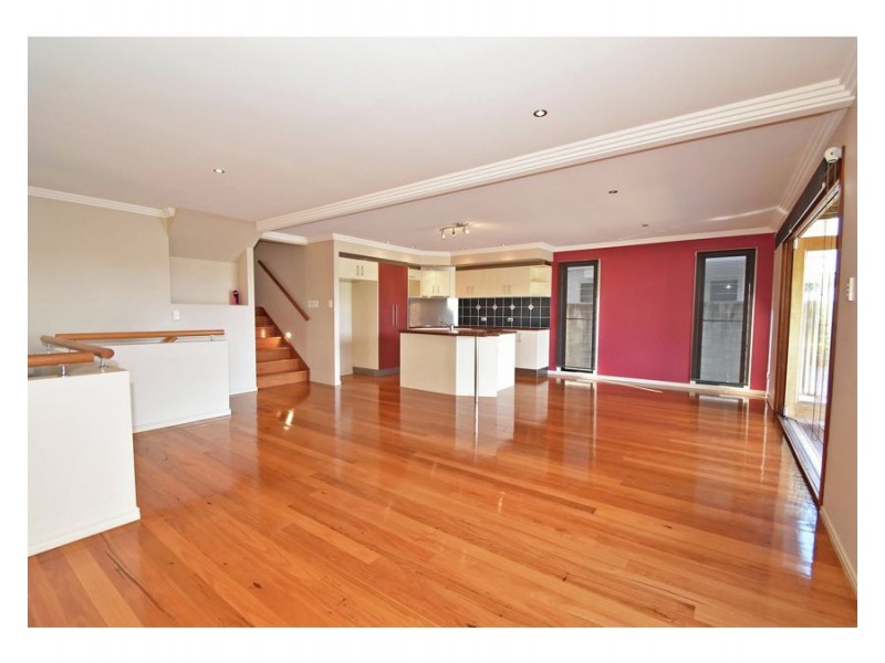 36a Hockings Street, Holland Park West QLD 4121