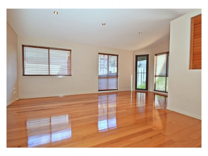 36a Hockings Street, Holland Park West QLD 4121