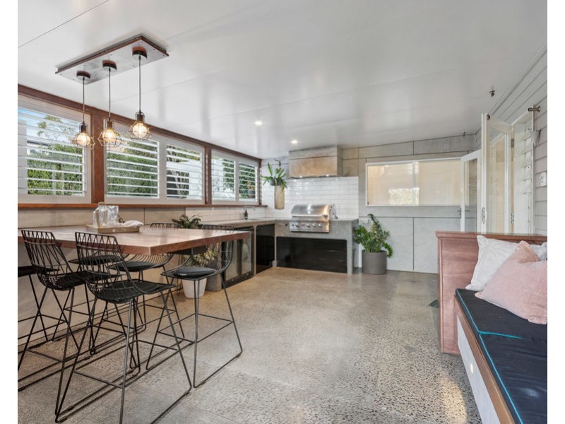 57 Amethyst Street, Holland Park QLD 4121