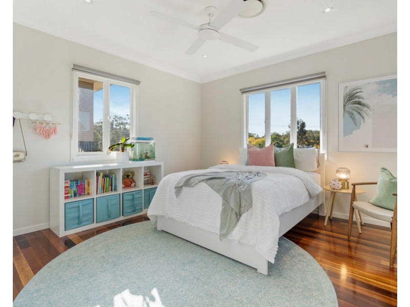 57 Amethyst Street, Holland Park QLD 4121