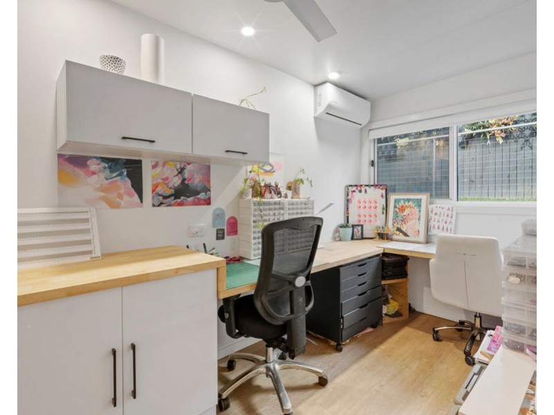 57 Amethyst Street, Holland Park QLD 4121