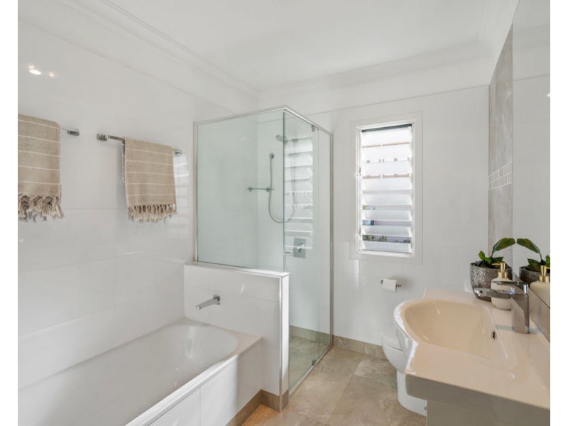 57 Amethyst Street, Holland Park QLD 4121