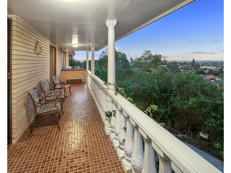 35 Indus Street, Camp Hill QLD 4152
