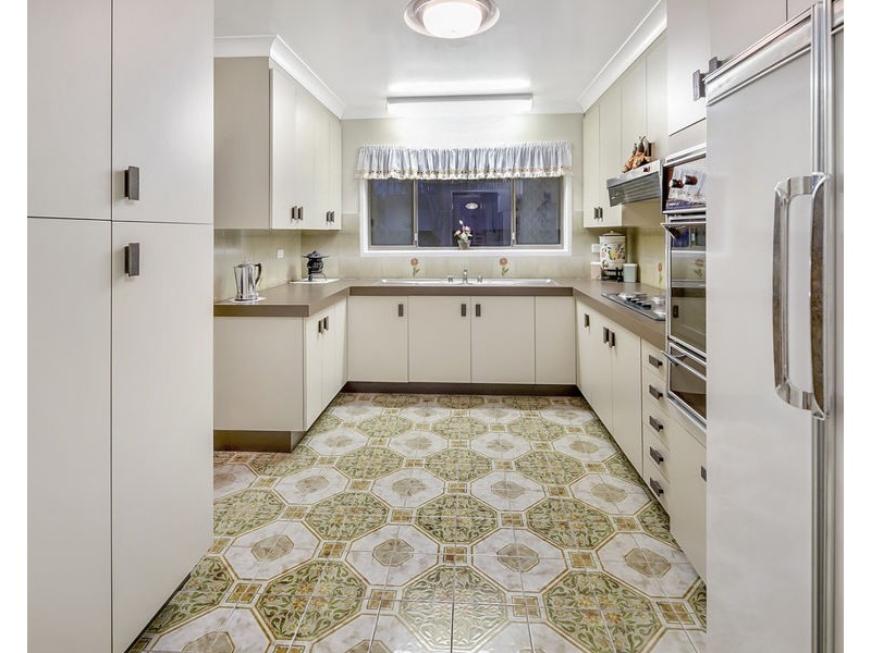 35 Indus Street, Camp Hill QLD 4152