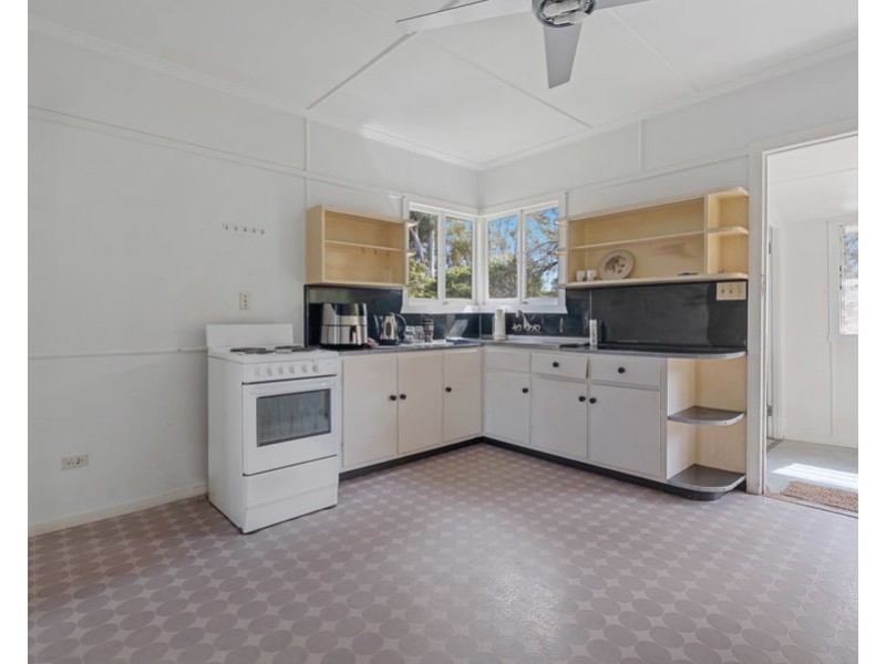 26 Gordon Parade, Mount Gravatt East QLD 4122