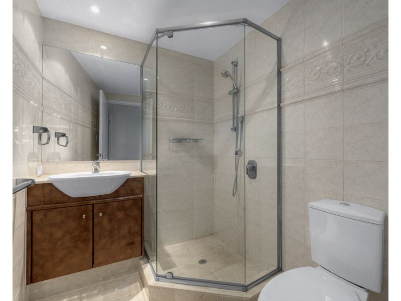 21 Pixley St, Kangaroo Point QLD 4169