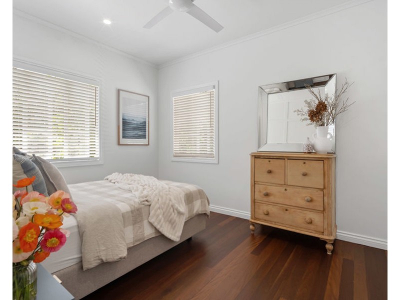 75 Victoria Terrace, Greenslopes QLD 4120