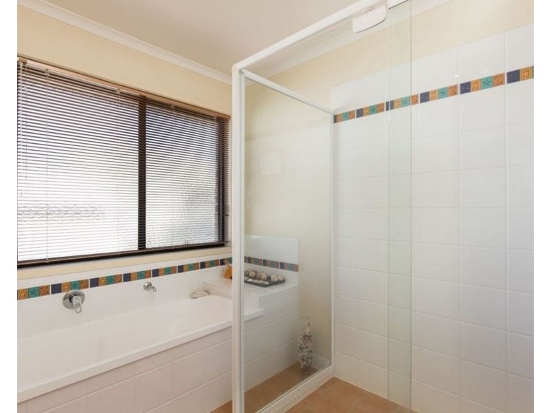 2A Kildare Street, Carina Heights QLD 4152