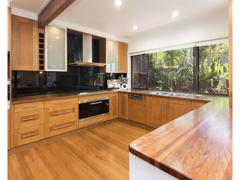 24 Glencoe Avenue, Tarragindi QLD 4121