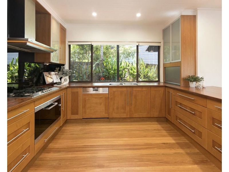 24 Glencoe Avenue, Tarragindi QLD 4121