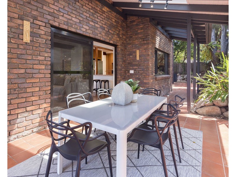 24 Glencoe Avenue, Tarragindi QLD 4121