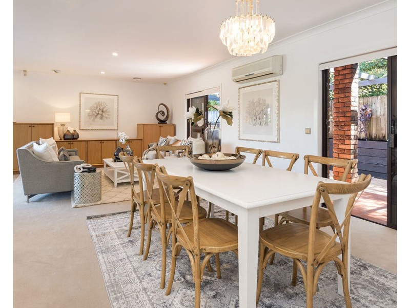 24 Glencoe Avenue, Tarragindi QLD 4121