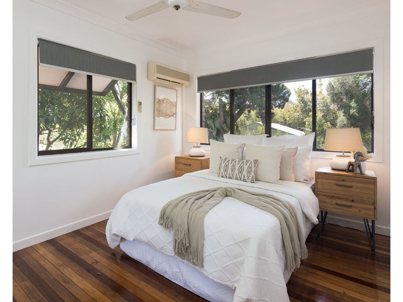 24 Glencoe Avenue, Tarragindi QLD 4121