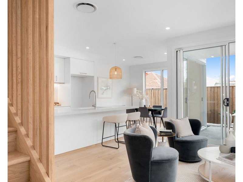 11 Waldheim Street, Annerley QLD 4103