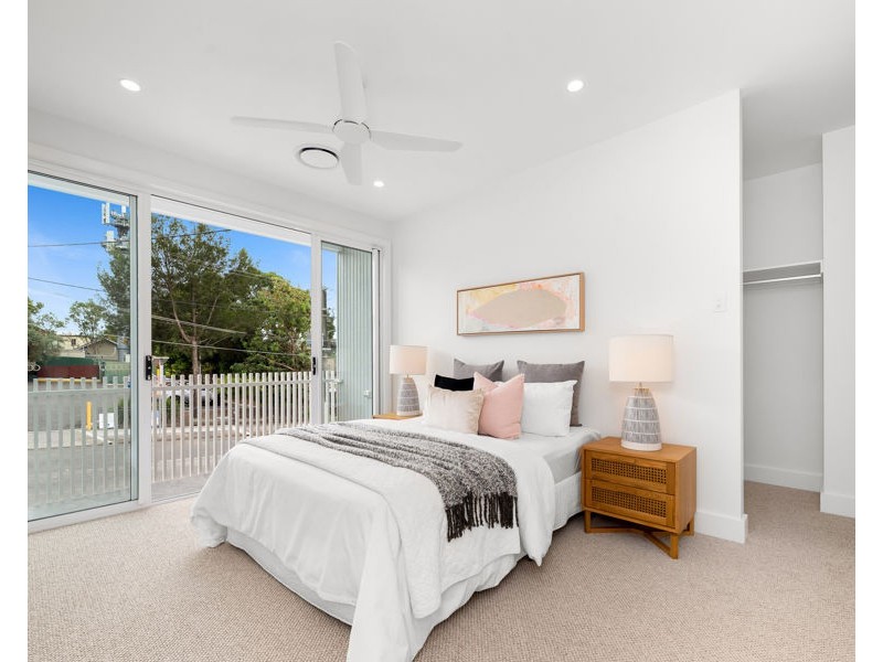 11 Waldheim Street, Annerley QLD 4103