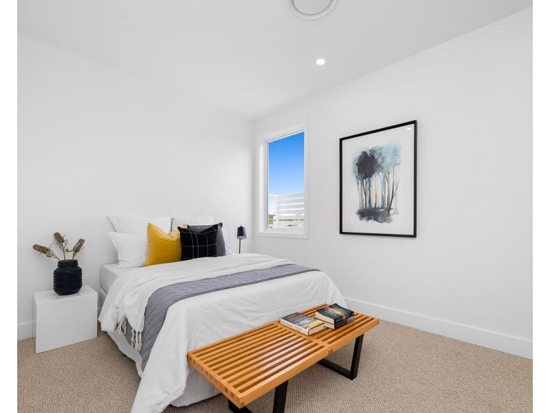 11 Waldheim Street, Annerley QLD 4103