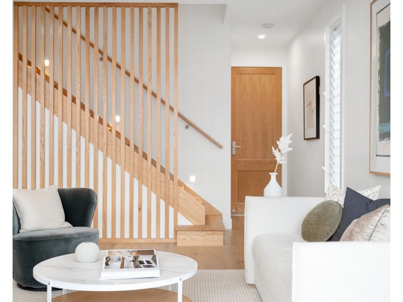 13 Waldheim Street, Annerley QLD 4103