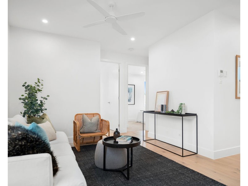 13 Waldheim Street, Annerley QLD 4103