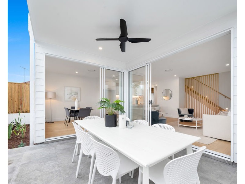 13 Waldheim Street, Annerley QLD 4103