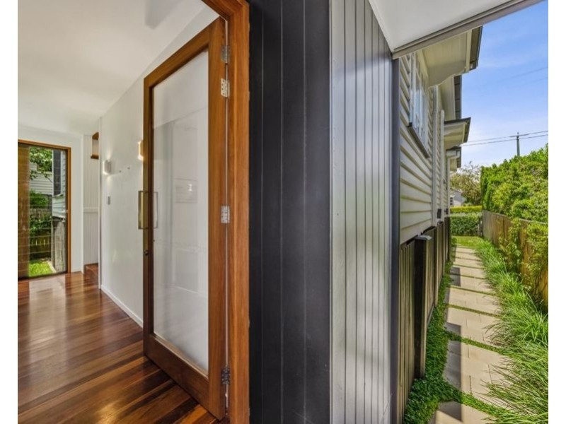 14 Victoria Terrace, Annerley QLD 4103