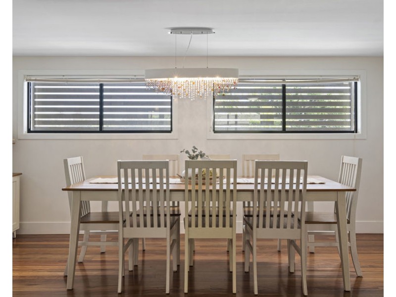 8 Bonneville st, Holland Park West QLD 4121