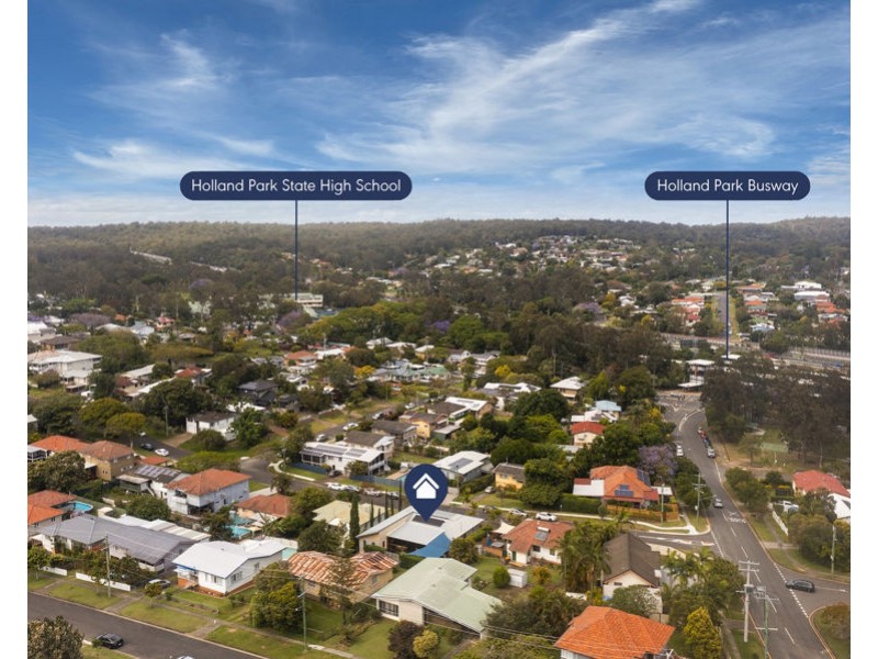 8 Bonneville st, Holland Park West QLD 4121