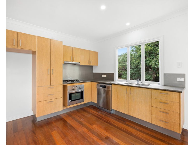 115 Nursery Road, Holland Park West QLD 4121