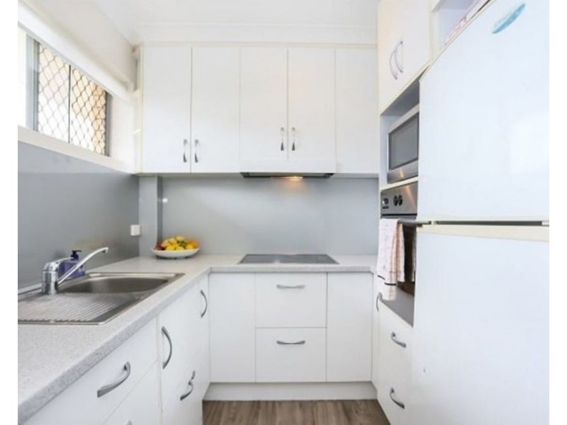 4/22 Princess st, Fairfield QLD 4103