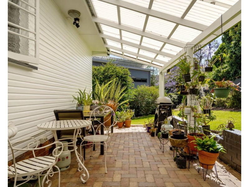 39 Kanumbra St, Coorparoo QLD 4151