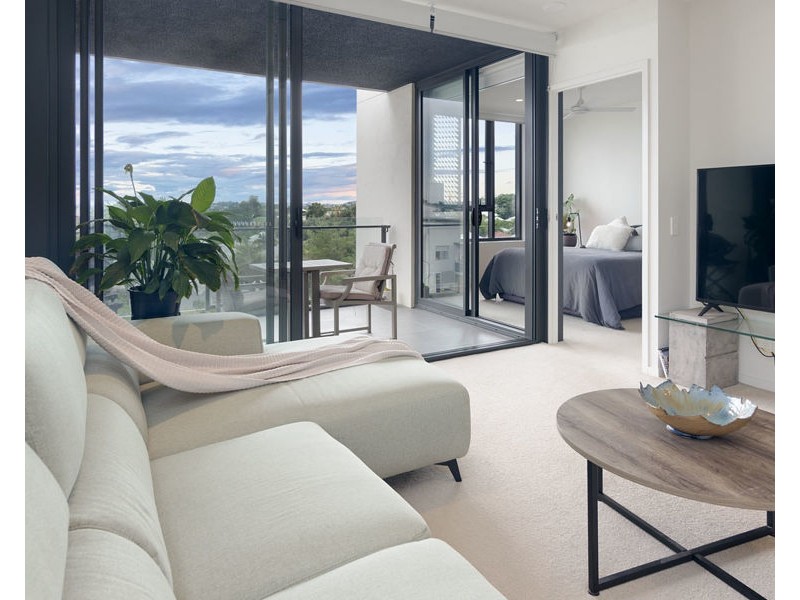 501/ 58 Manilla Street, East Brisbane QLD 4169