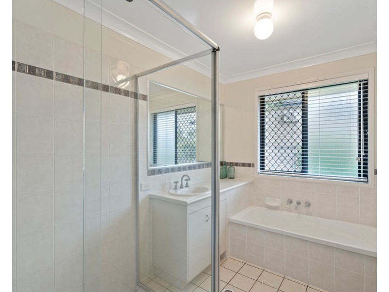 26 Butler st, Wakerley QLD 4154