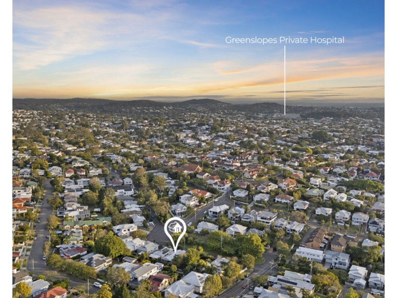 10 West Street, Coorparoo QLD 4151