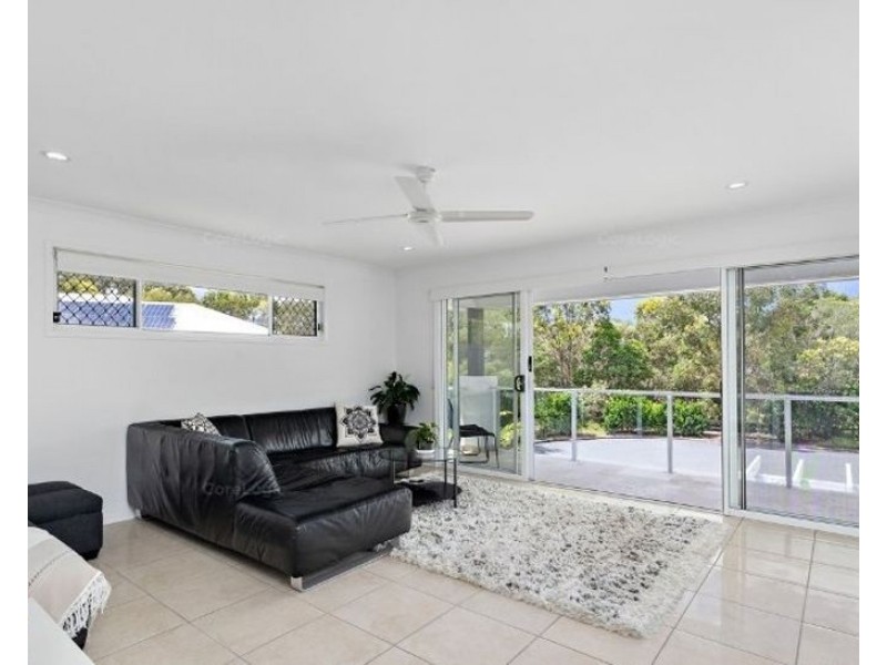 16 Acer Place, Redland Bay QLD 4165