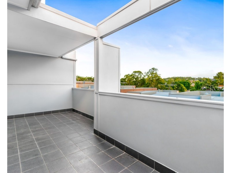 2/108 Nicholson St, Greenslopes QLD 4120