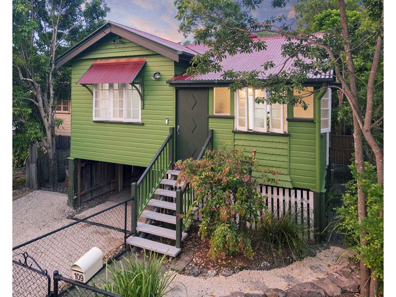 109 Waverley Street, Annerley QLD 4103