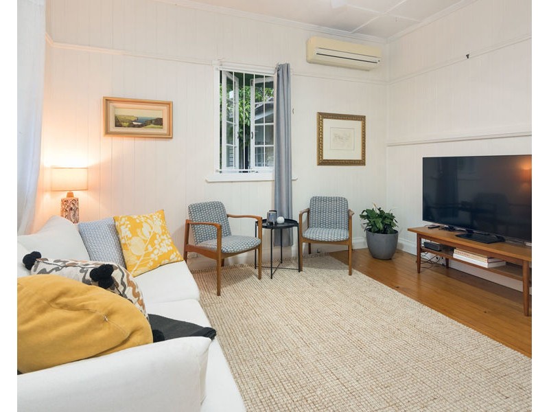 109 Waverley Street, Annerley QLD 4103