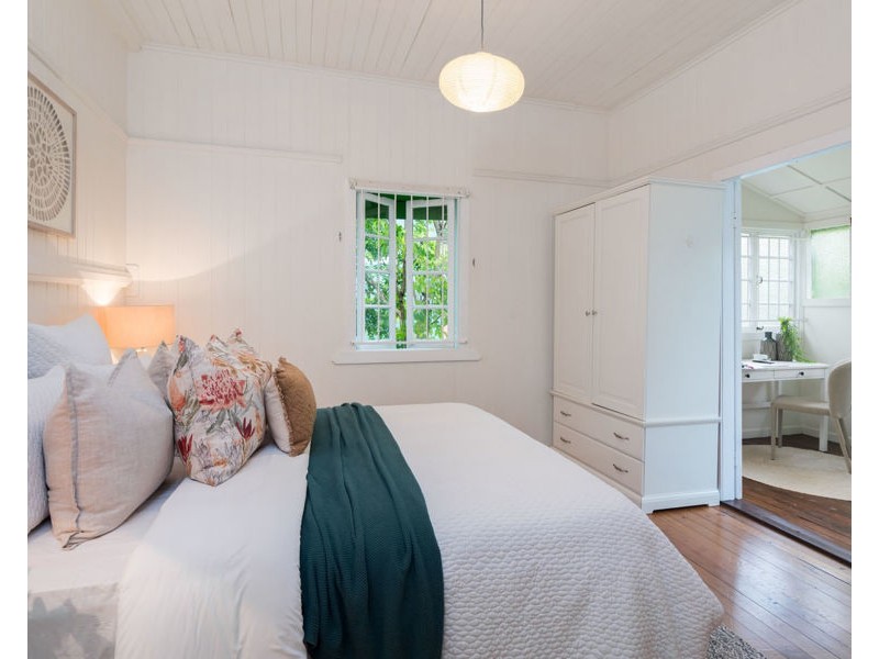 109 Waverley Street, Annerley QLD 4103