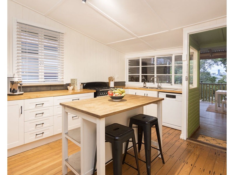 109 Waverley Street, Annerley QLD 4103