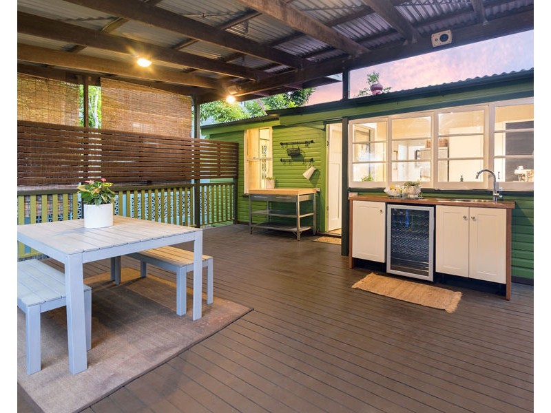 109 Waverley Street, Annerley QLD 4103