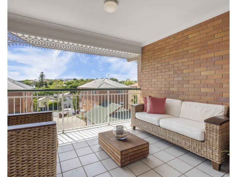 13/102 Pembroke Road, Coorparoo QLD 4151