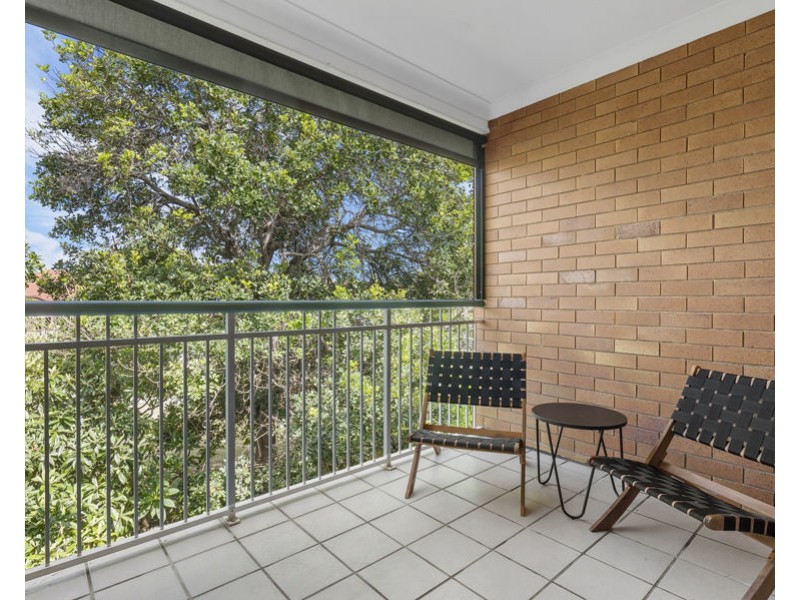 13/102 Pembroke Road, Coorparoo QLD 4151