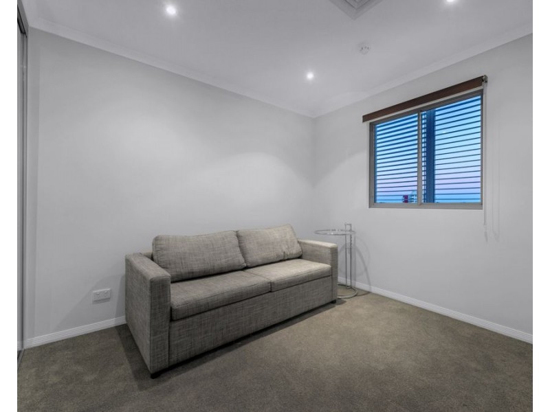 21 Pixley St, Kangaroo Point QLD 4169