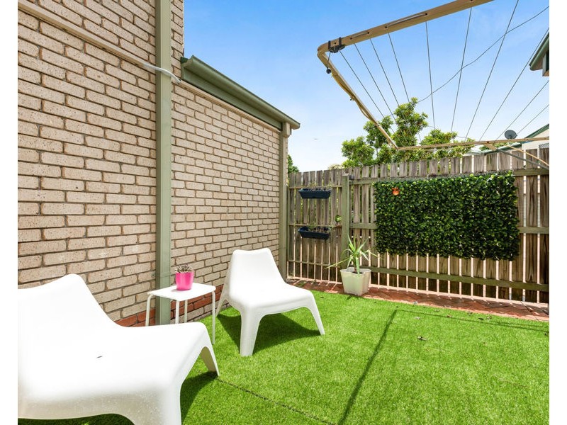 9/180 Seville rd, Holland Park QLD 4121