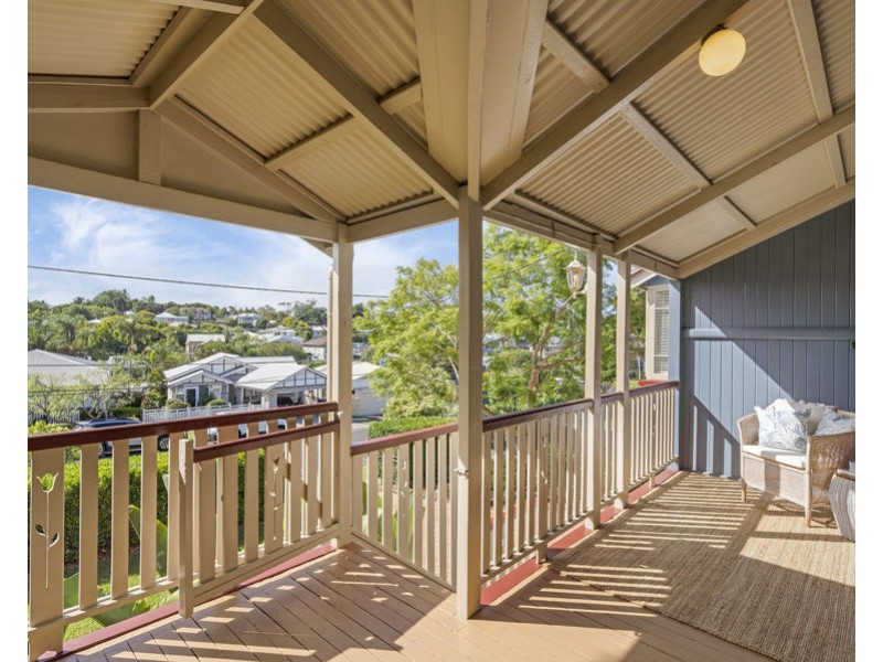 79 Raff Avenue, Holland Park QLD 4121