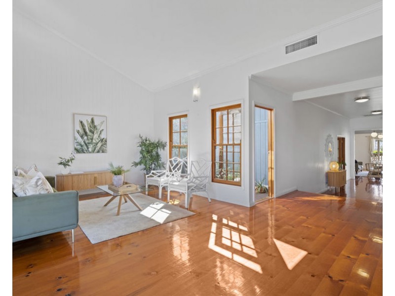 79 Raff Avenue, Holland Park QLD 4121