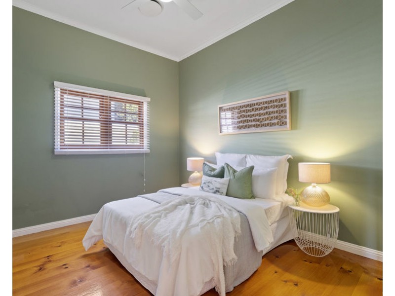 79 Raff Avenue, Holland Park QLD 4121