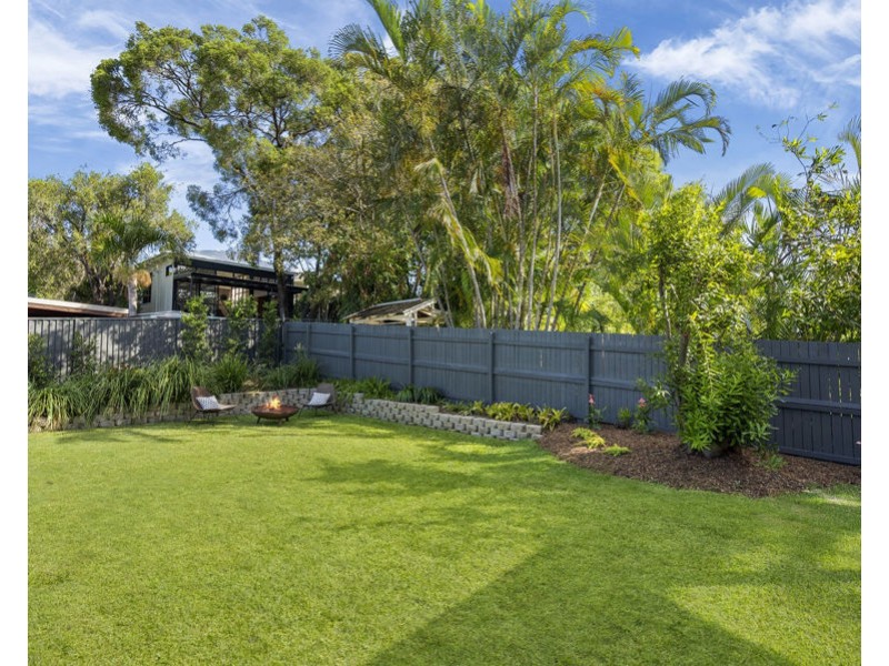 79 Raff Avenue, Holland Park QLD 4121